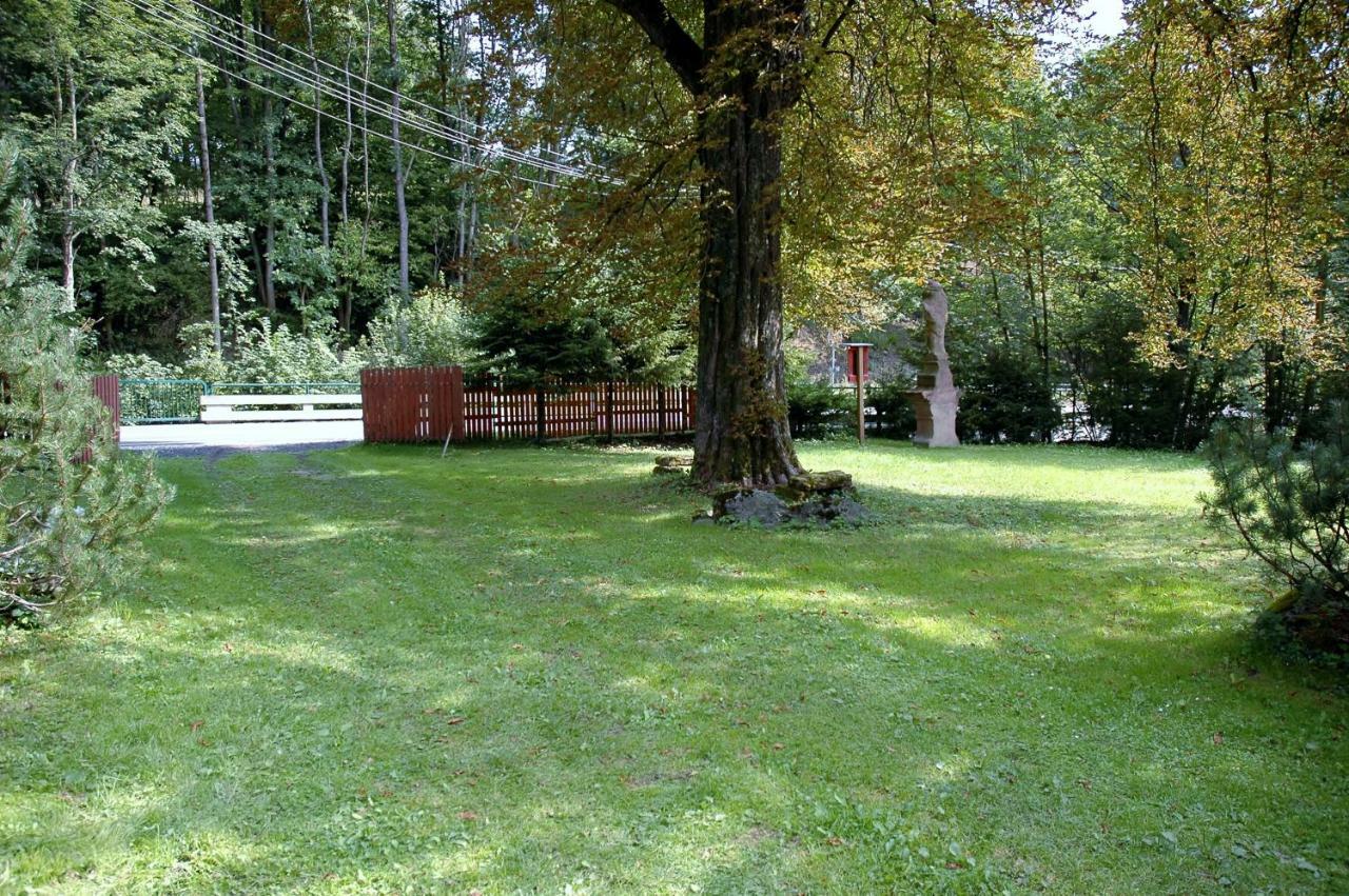 Orlí Hnízdo Cerný Dul Exterior foto